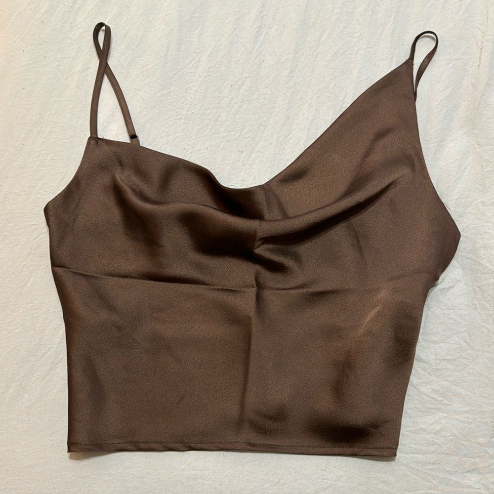 SOLD ‼️ Abercrombie & Fitch Crop Top